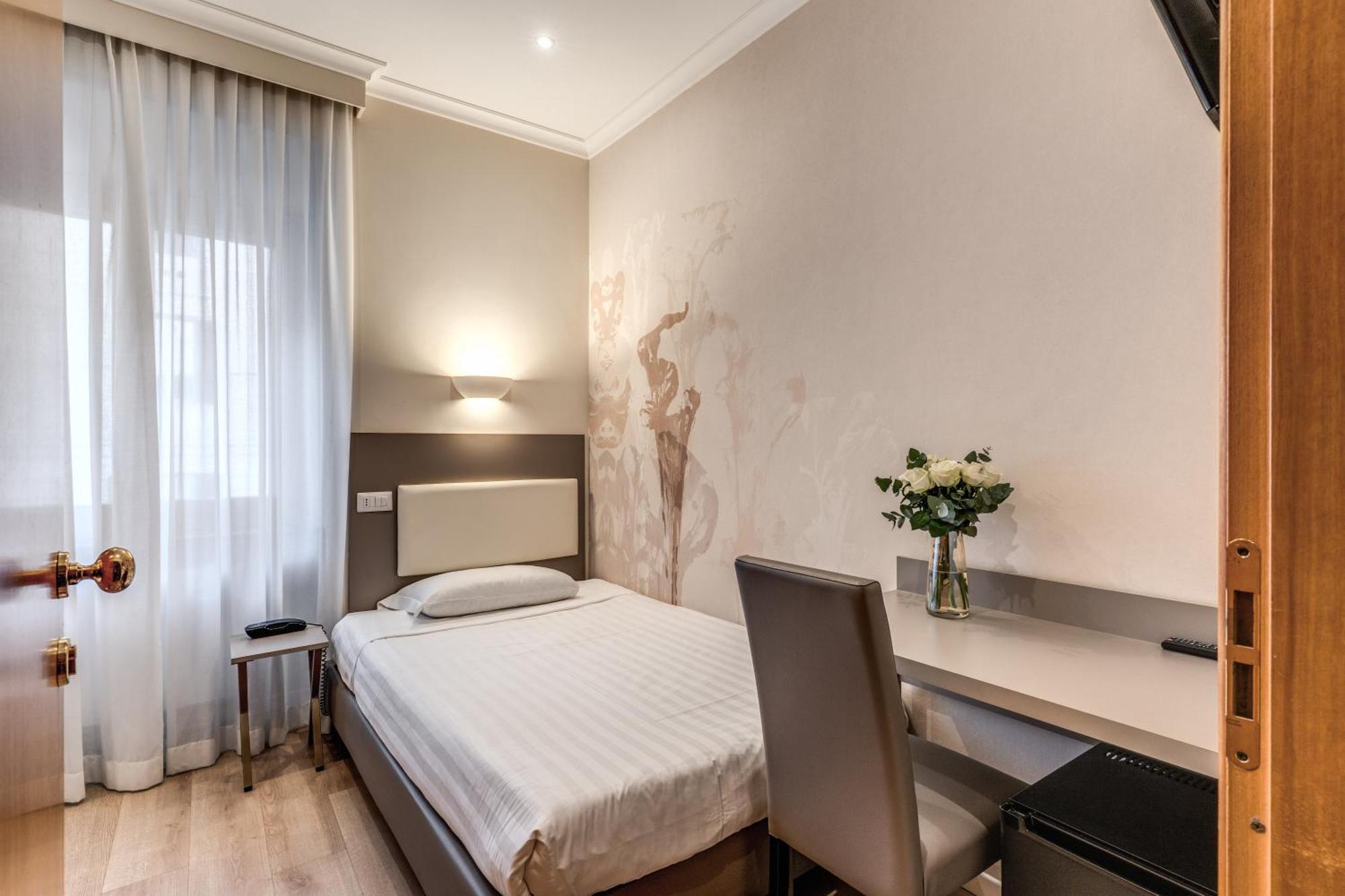Hotel Flower Garden Rome